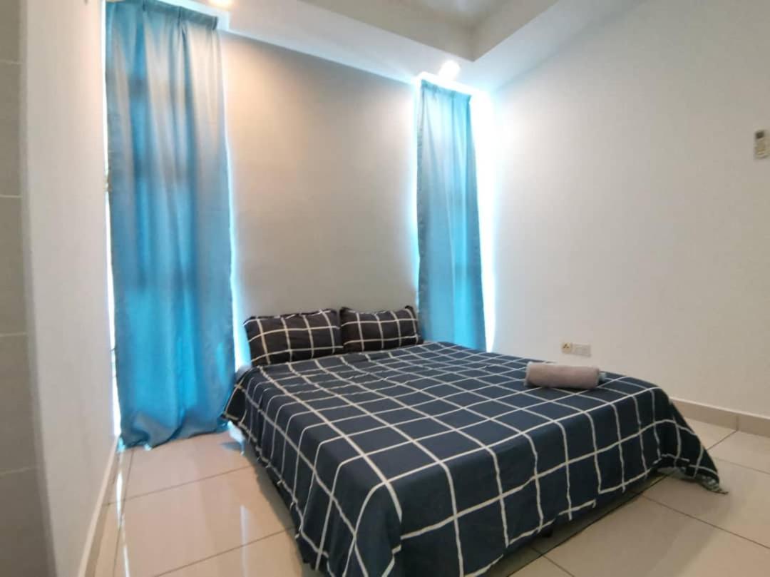 Homestay Kuala Lumpur ; Terminal Tbs ; Bukit Jalil Esterno foto